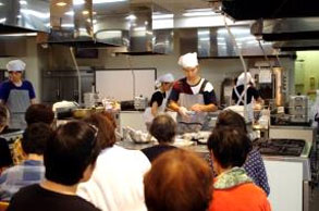 『柏の葉料理教室』第200回記念講演・調理実演会 風景