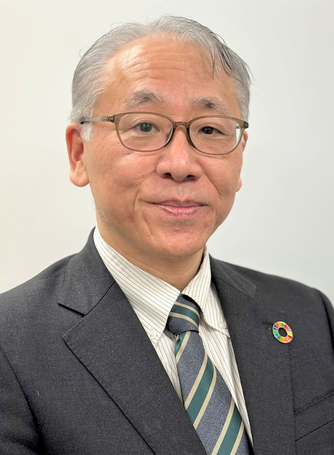 新保　章