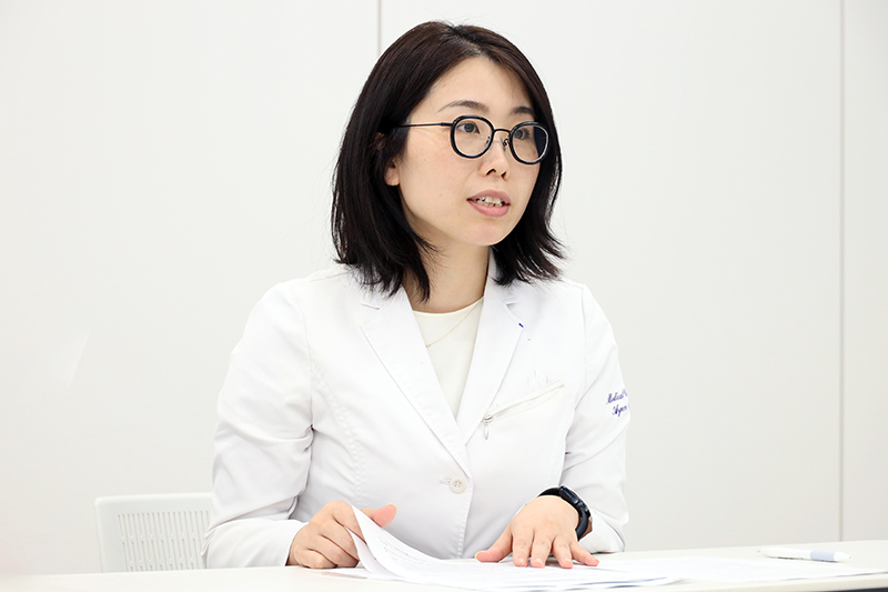齋藤亜由美医師写真