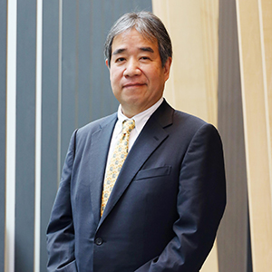 間野博行ロゴ写真