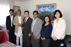 ネパール国出身の当センター職員の写真