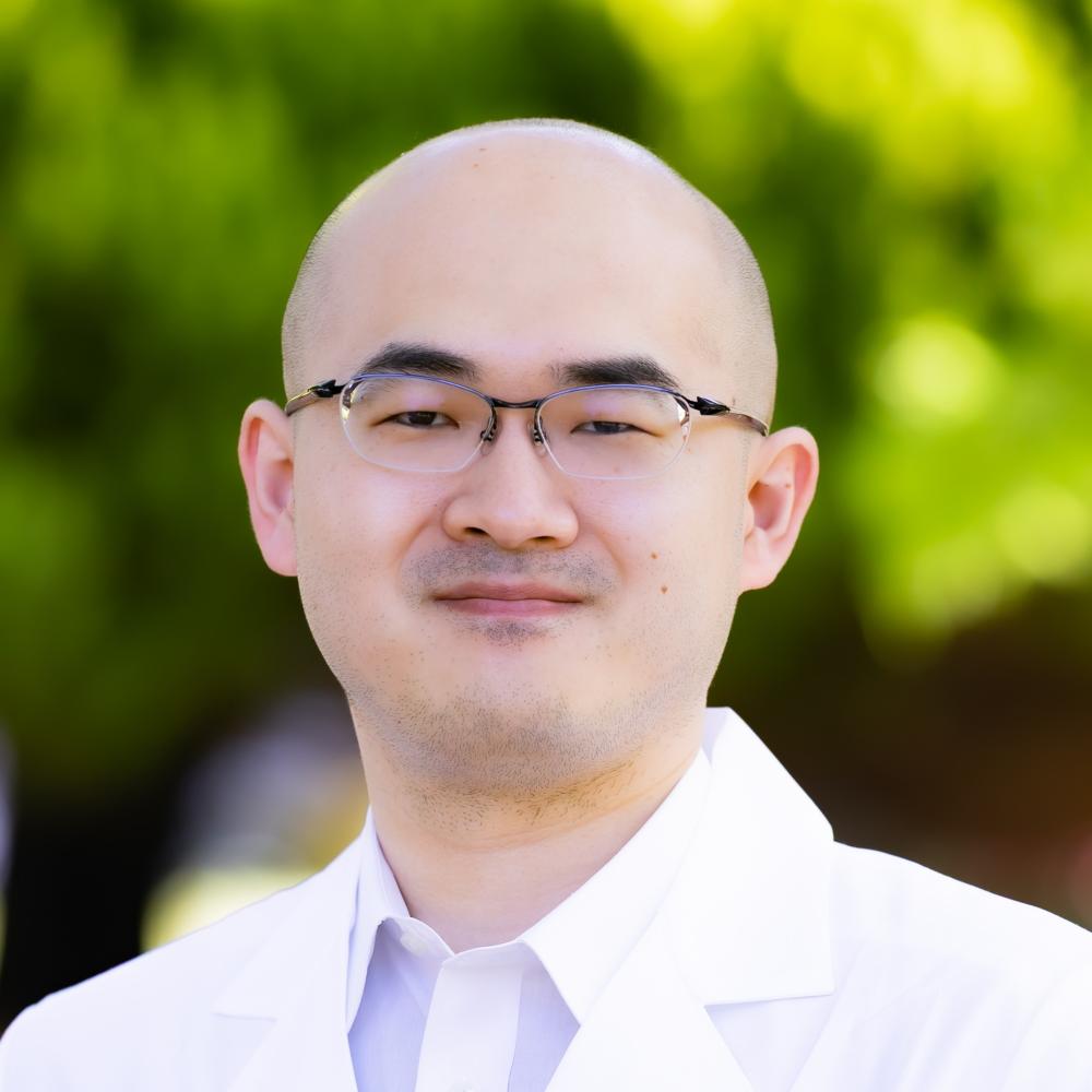 岡田　晃宏（おかだ　あきひろ）