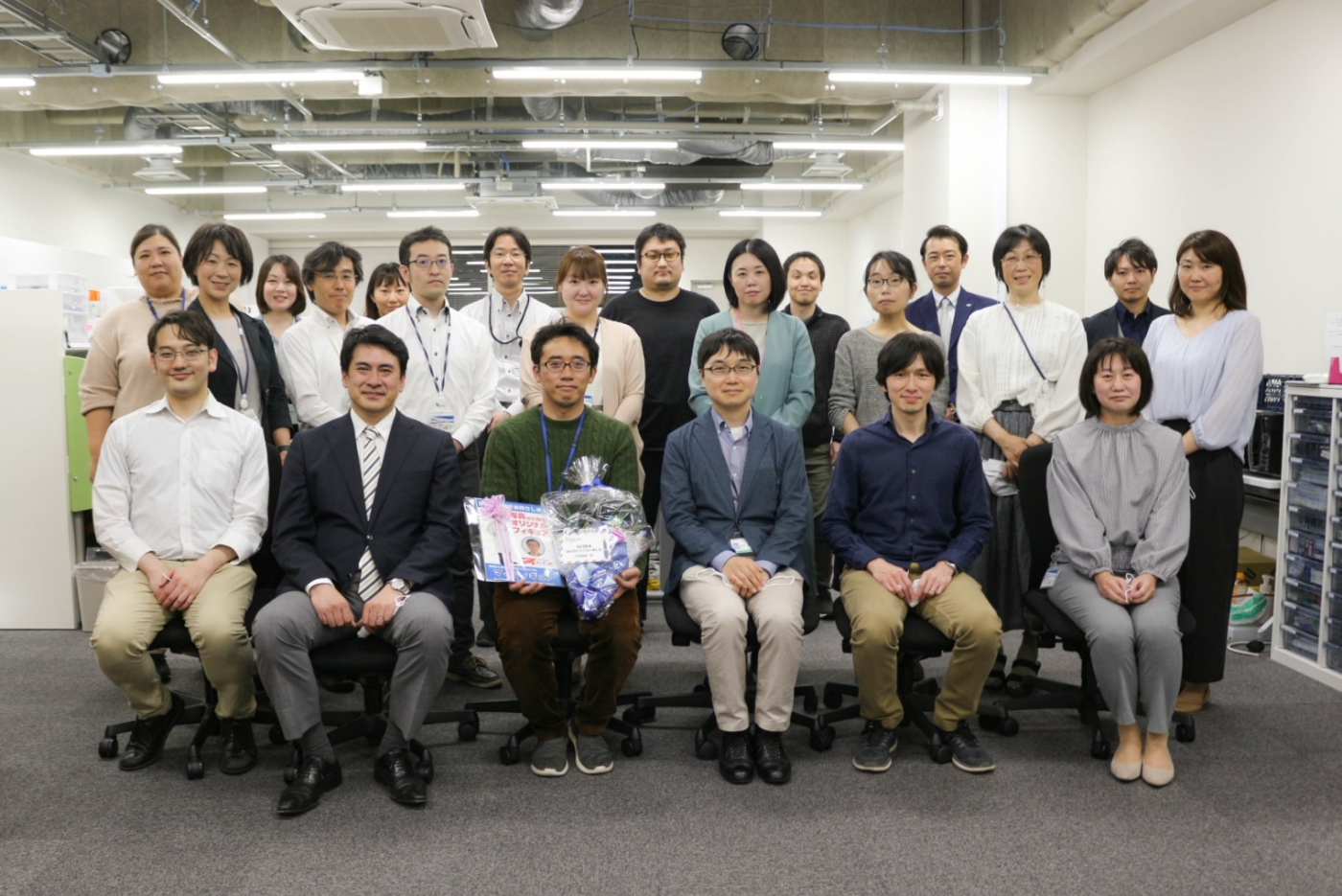 支援室集合写真