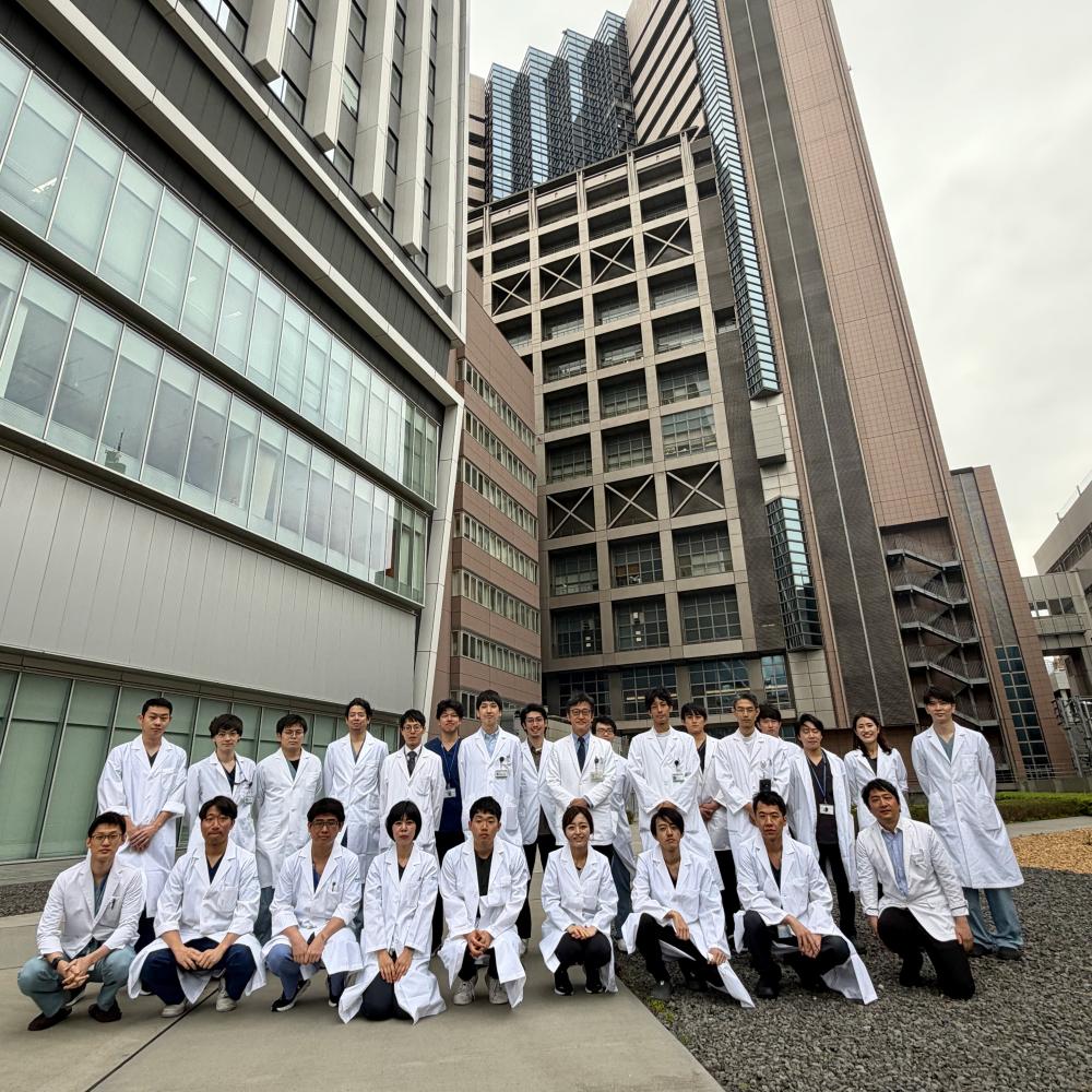 スタッフ集合写真2026